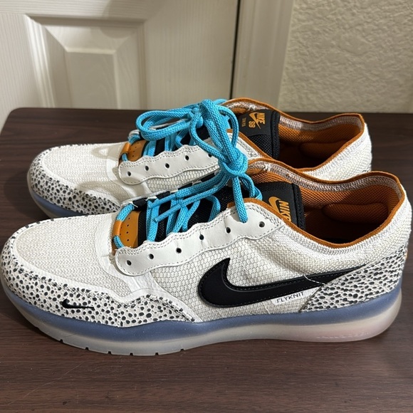 Nike SB  PS8 Olympics Electric
Brand New - No box
Men’s - Picture 4 of 6